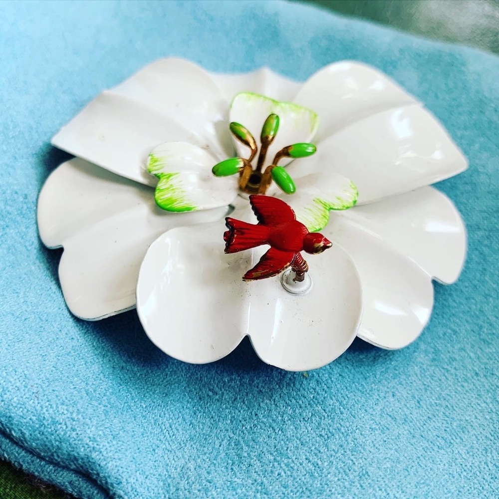 ❤️1960’s❤️Vintage Enamel Brooch With Moving Red Bird❤️